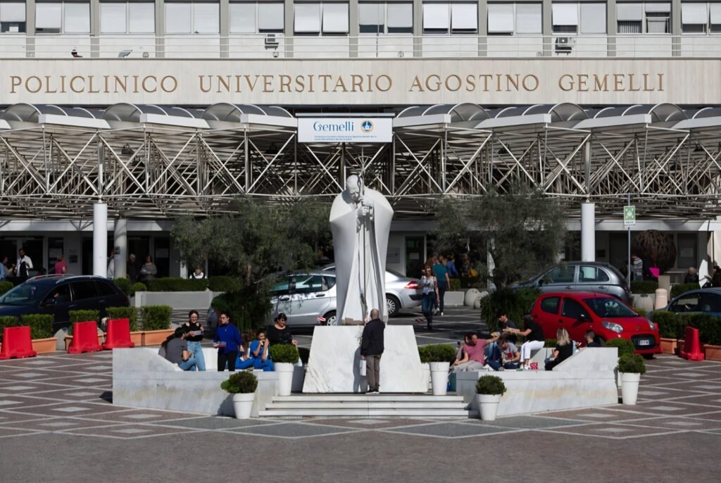 ospedale gemelli roma ph press