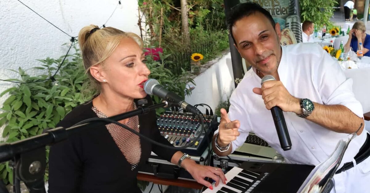 Luis & Stefy Music