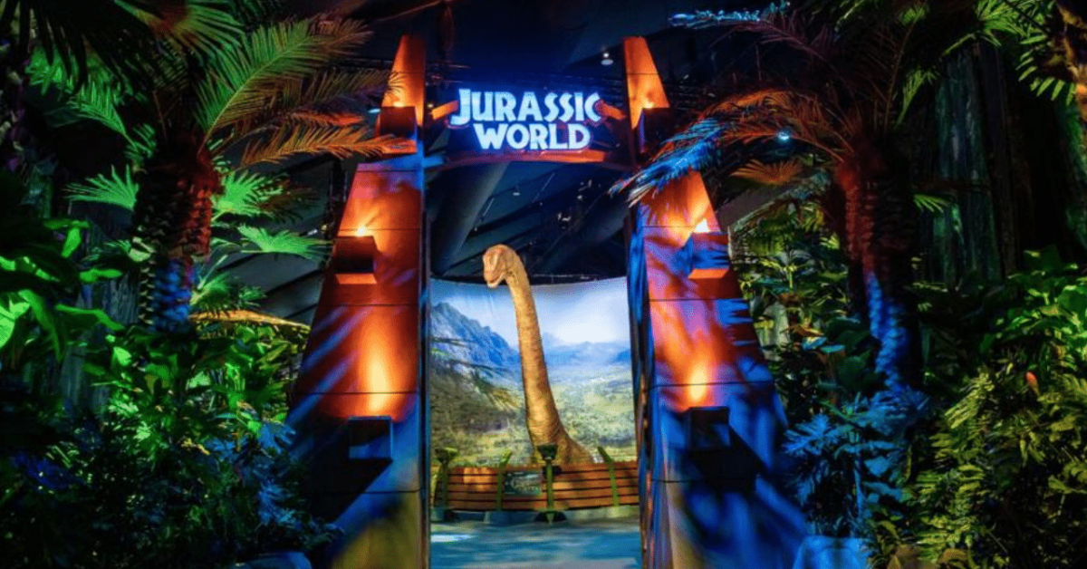 Jurassic World - The Experience