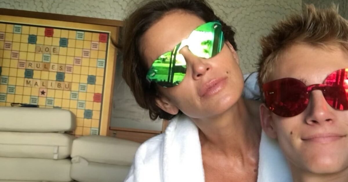 Cindy Crawford Presley Gerber ph ig