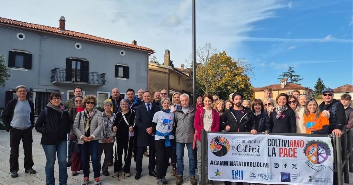 Camminata tra gli Olivi ph Press