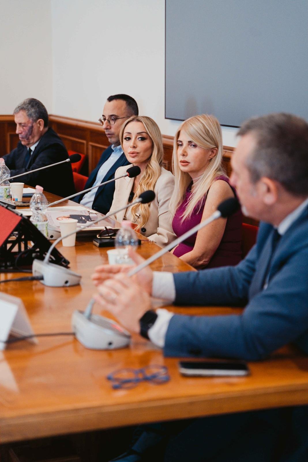 Micaela Ottomano presentazione Codice di libertà ph press 